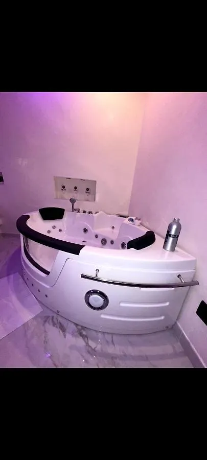 Moya Suites Řím 0*,